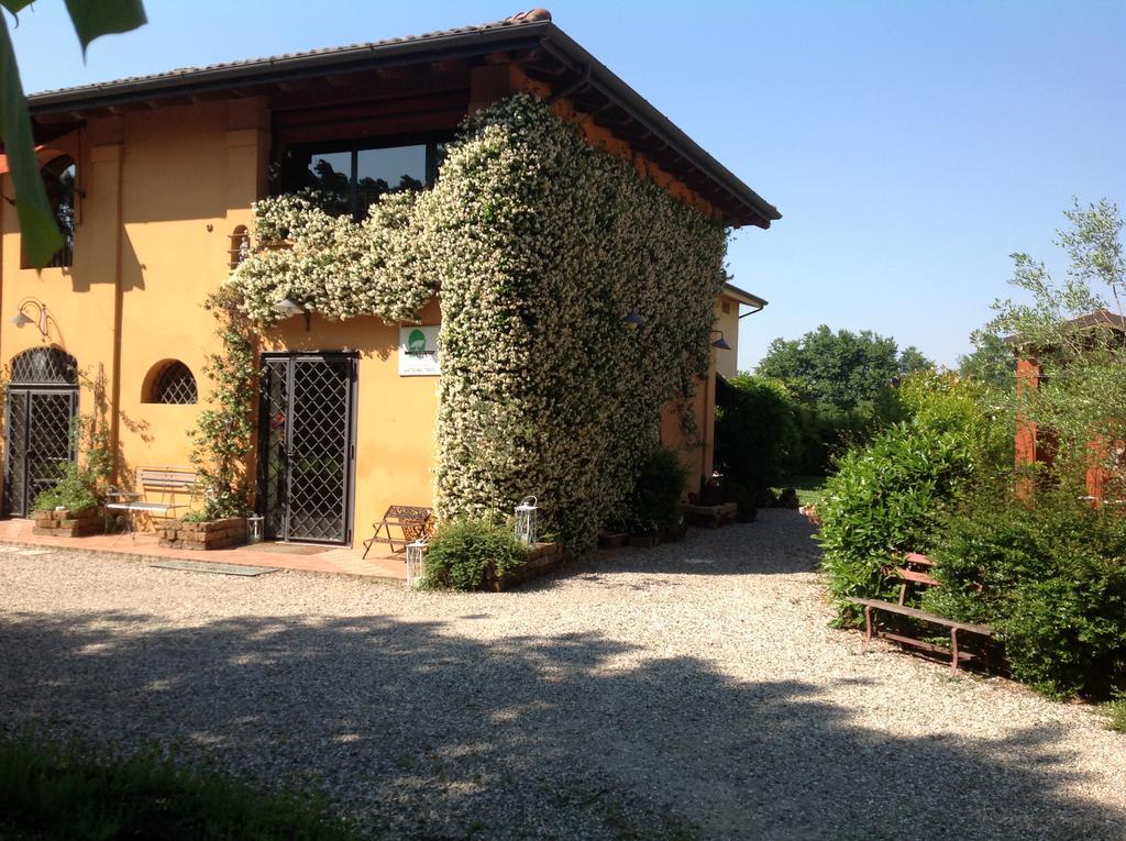 Azienda Agrituristica Santissima Trinita Budrio  Luaran gambar